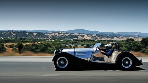 Morgan, hãng xe hơi Anh quốc chuyên sản xuất những mẫu xe có thân được làm từ gỗ. 