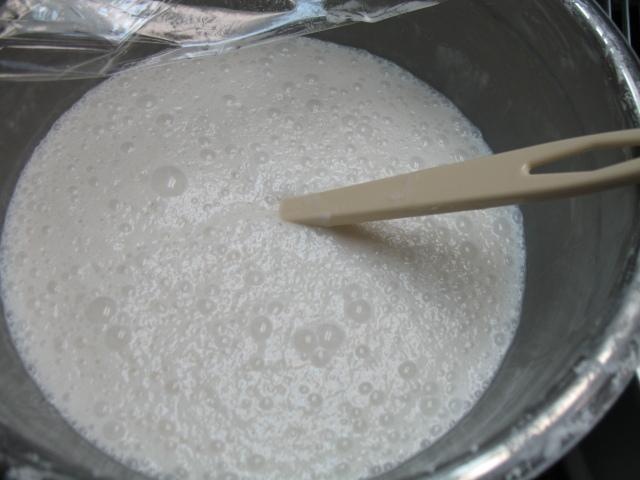 Bot banh Vinh Thuan bi nghi ngo co ham luong nhom qua muc hinh anh