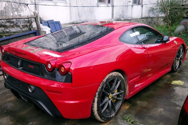 Siêu Ferrari F430 Scuderia còn rất mới bị tạm giữ của Dũng mặt sắt.