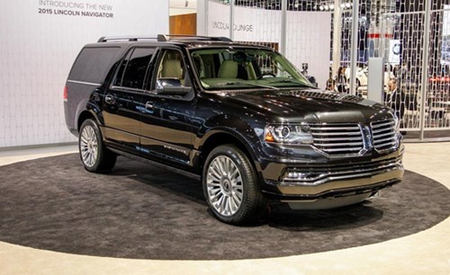 2015 Lincoln Navigator  2015 Lincoln Navigator sang trọng Chiếc SUV hạng sang cỡ lớn của Lincoln sẽ bắt đầu được bán ra vào mùa Thu năm nay.  Lincoln Navigator là