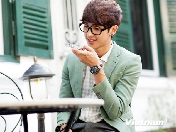 Thi truong OTT: Cac OTT tai Viet Nam lam gi de 'song sot'? hinh anh