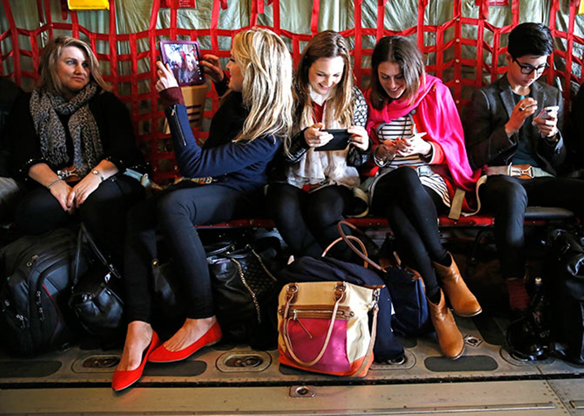 20 quoc gia co ty le nguoi dung Internet cao nhat the gioi hinh anh