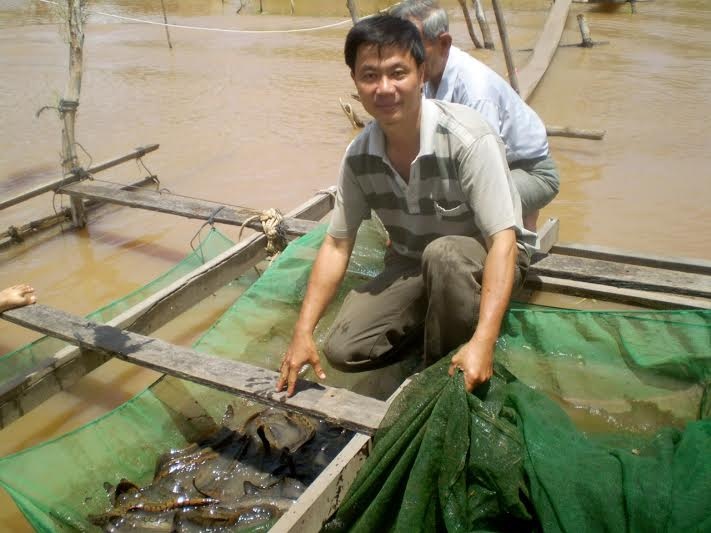 Lam giau tu nuoi ca chach lau sat bien gioi Campuchia hinh anh