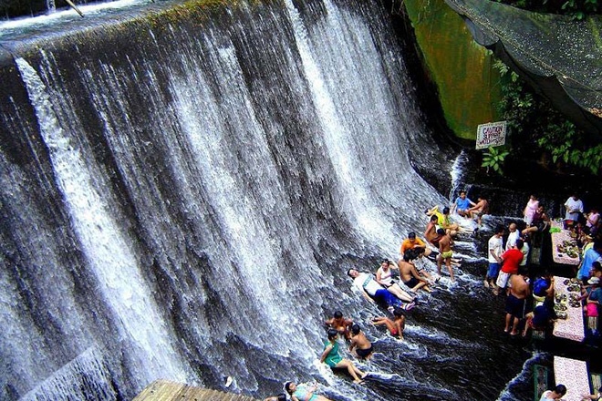 Nhung kieu kinh doanh nha hang doc dao nhat the gioi hinh anh