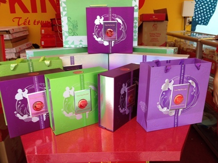 Banh trung thu hut khach bang gi? hinh anh