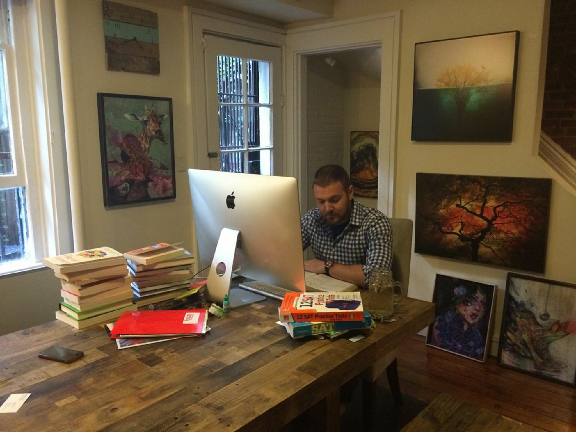 Kiem 1.000 USD/gio nho luyen thi cho con nguoi giau hinh anh