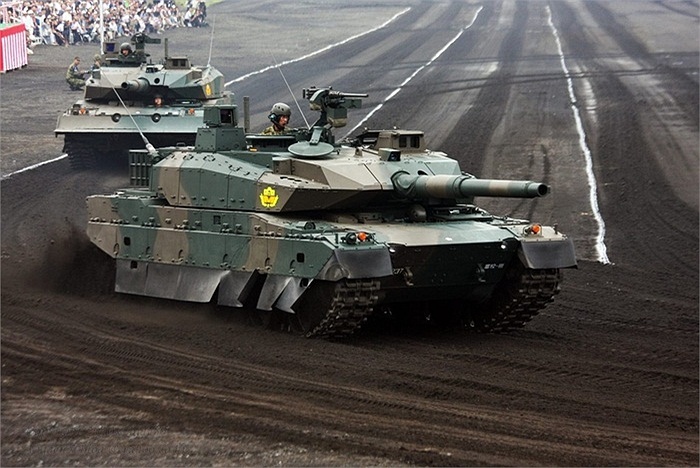 TK-X type 10 là xe tăng chủ lực của lực lượng phòng vệ mặt đất Nhật Bản.
