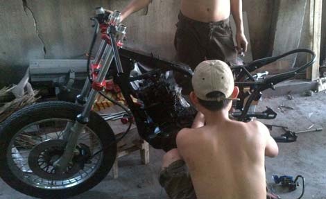 Thu choi xe do va nhung moi nguy rinh rap hinh anh