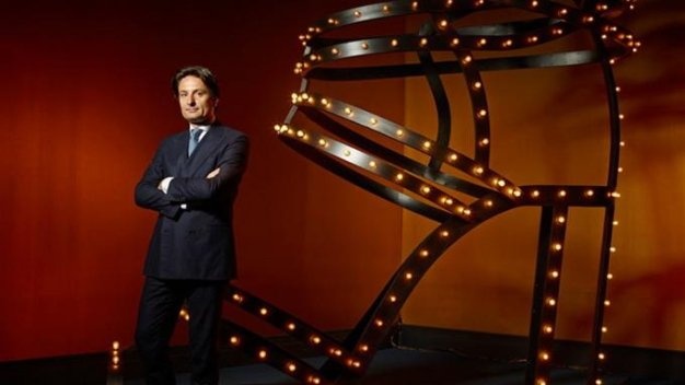 Bi kip cua de che hang xa xi Hermes hinh anh