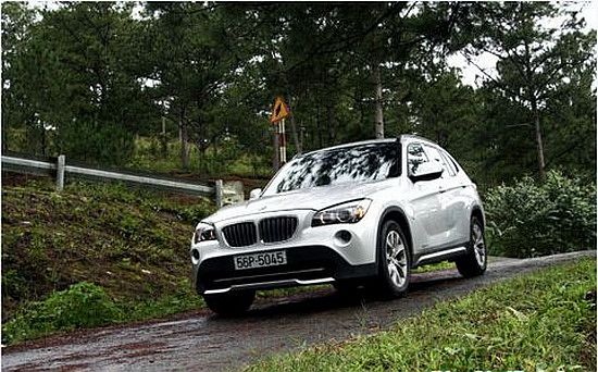 Vi sao o to de mat phanh cuoi chang deo doc? hinh anh