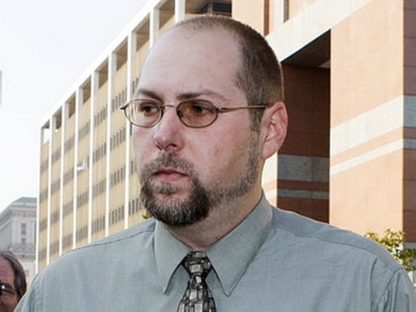 Chan dung hacker khien cac minh tinh hoang mang vi anh nong hinh anh