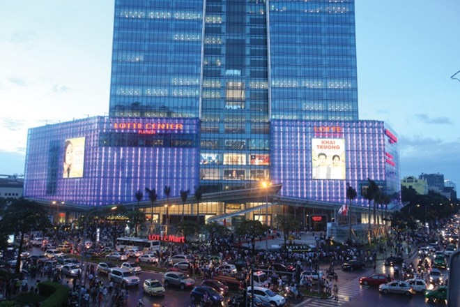 Cuoc choi mao hiem voi Lotte Center Ha Noi hinh anh