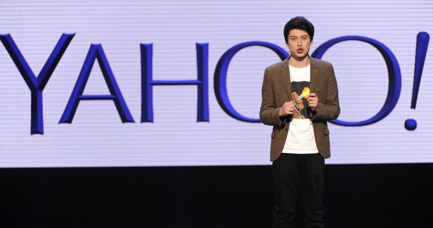 10 trieu phu tu than con ngoi tren ghe nha truong hinh anh