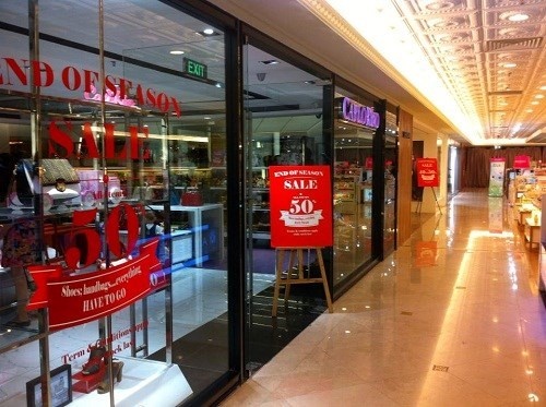 Dong cua Trang Tien cho Johnathan Hanh Nguyen tung chieu moi hinh anh