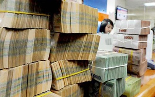 Ngan hang 'vat va' vi tiep tuc thua tien hinh anh