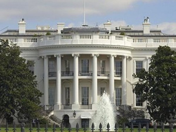 Nha Trang bi phong toa do co nguoi nhay qua hang rao hinh anh