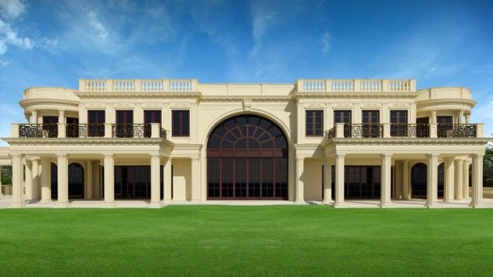 Sân cỏ xanh mướt trong biệt thự.