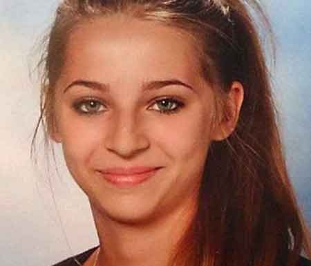 Nu sinh Ao xinh dep di theo IS co the da chet hinh anh