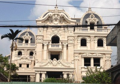 Lau dai chau Au giua thanh Nam cua ong chu cong ty det hinh anh