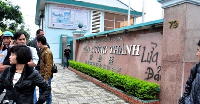 Dan ngheo dieu dung vi dai gia bi bat hinh anh