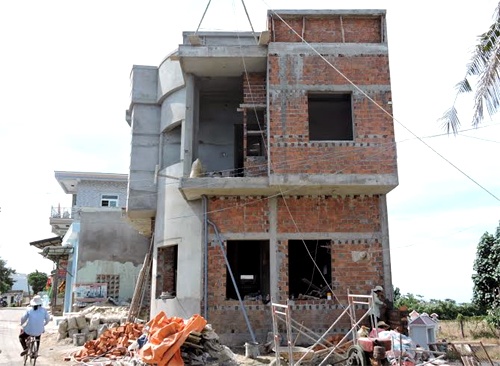 Dan Ly Son do tien ty xay nha nghi don khach hinh anh