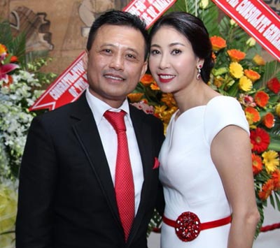 Chong Ha Kieu Anh: Dai gia nha dat, o to hinh anh