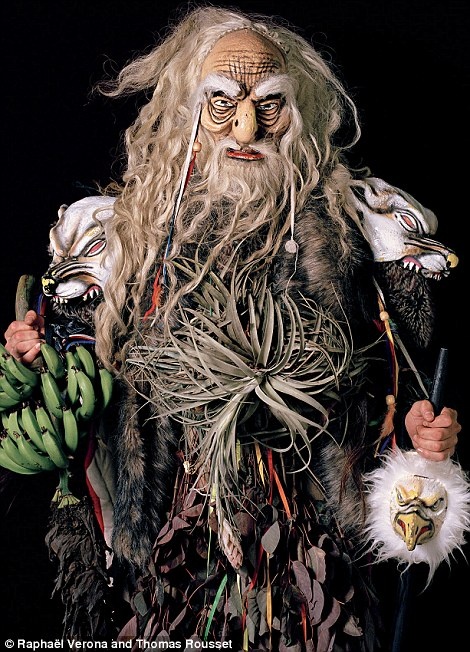 Người già cả cũng không là ngoại lệ.