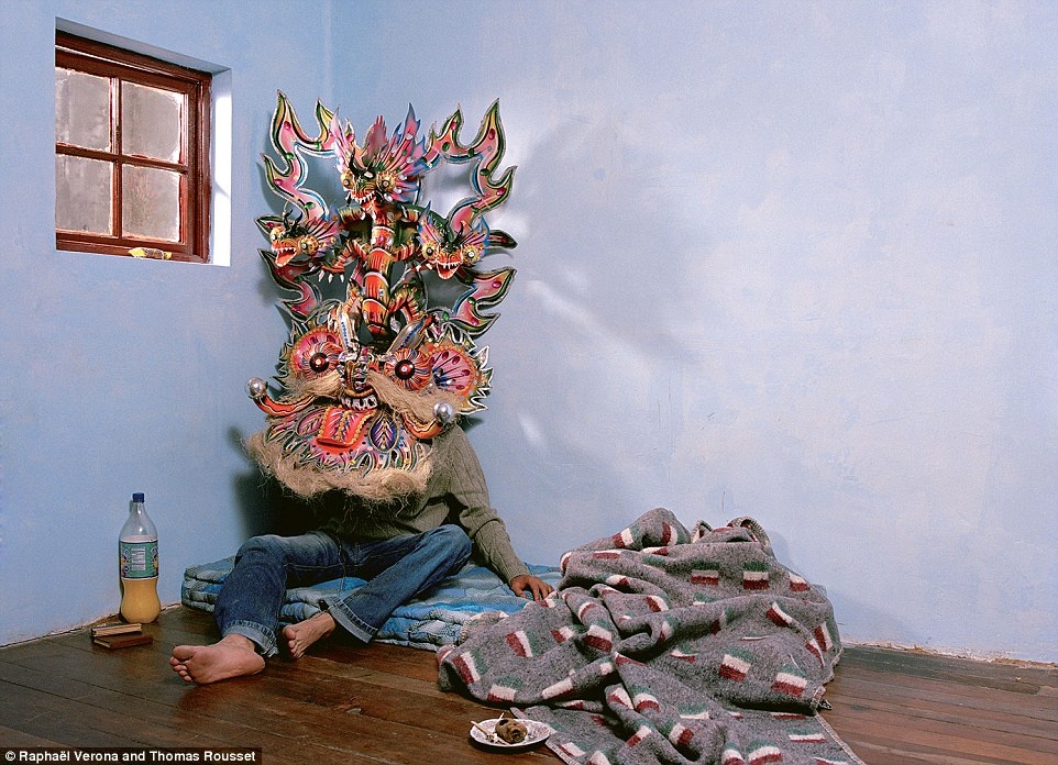  Theo người Aymara, thứ ba và thứ sáu hằng tuần là thời điểm con người dễ bị ma quỷ tấn công, vì vậy phải luôn tỉnh táo trong ngày này.