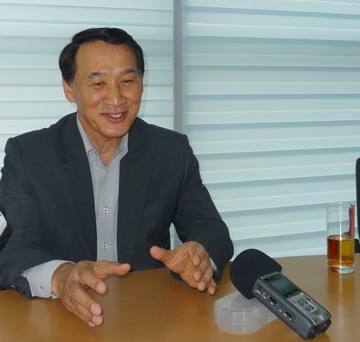 Samsung: Dau tu vao Viet Nam on dinh hon hinh anh