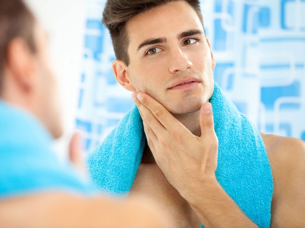 Chăm sóc bản thân: Vệ sinh răng miệng, mắt, mặt... sau một giấc ngủ dài là rất quan trọng để có một hệ thống tiêu hóa khỏe mạnh. Hãy giữ cho mình luôn sạch sẽ và duy trì một kế hoạch chăm sóc bản thân tốt nếu bạn muốn sống lâu hơn.