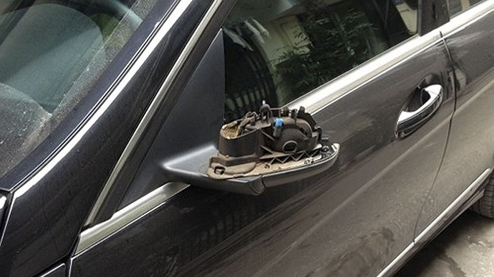 Nhiều chủ xe lo ngay ngáy với chuyện mất gương.