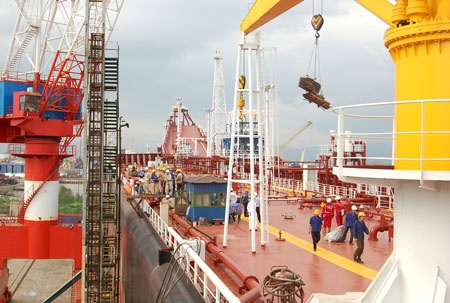 Xep hang mua 'vet' co phan doanh nghiep giao thong hinh anh