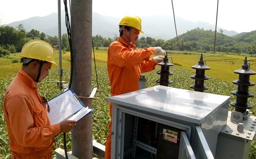 Bo truong cap nhat chuyen EVN 'dua gia nha vao gia dien' hinh anh