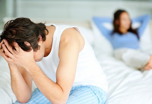 Muốn ở một mình. Thông thường, sau chuyện ấy, phụ nữ thường muốn được âu yếm, nhưng có một số trường hợp lại chỉ muốn ở một mình. Thế là họ liền tìm cớ đuổi bạn đi hay tự mình rời đi. Tình trạng này thường xảy ra với tình một đêm hoặc ngoại tình. Sau khi yêu, nàng muốn ngồi một mình để lấy lại sự bình tĩnh.