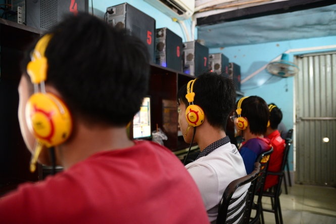 Am thanh khung va nguy co diec som hinh anh