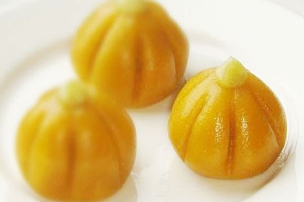 Theo các nhà nghiên cứu về thần kinh, khứu giác và vị giác phát, nam giới khi hít hương vị và ăn bánh bí ngô dương vật sẽ cương cứng hơn bình thường. Kết quả một cuộc thử nghiệm khi nam giới ăn bánh bí ngô và cánh hoa oải hương, lượng máu dồn đến dương vật tăng hơn trung bình 20%.