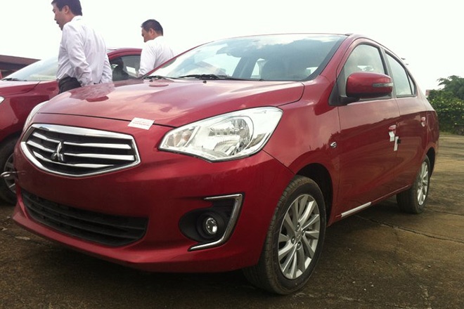 Xe có chiều dài tổng thể 4.244mm, chiều rộng 1.669mm, chiều cao 1.514mm, nhỏ hơn hầu hết các đối thủ trong phân khúc sedan hạng B như Toyota Vios, Honda City, Ford Fiesta.