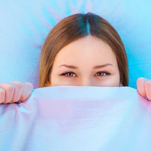 Bạn có thể lên đỉnh trong mơ dù thực tế thì không thể. Mặc dù chúng ta không thể trải nghiệm sex bằng các giác quan sống động trong mơ, nhưng