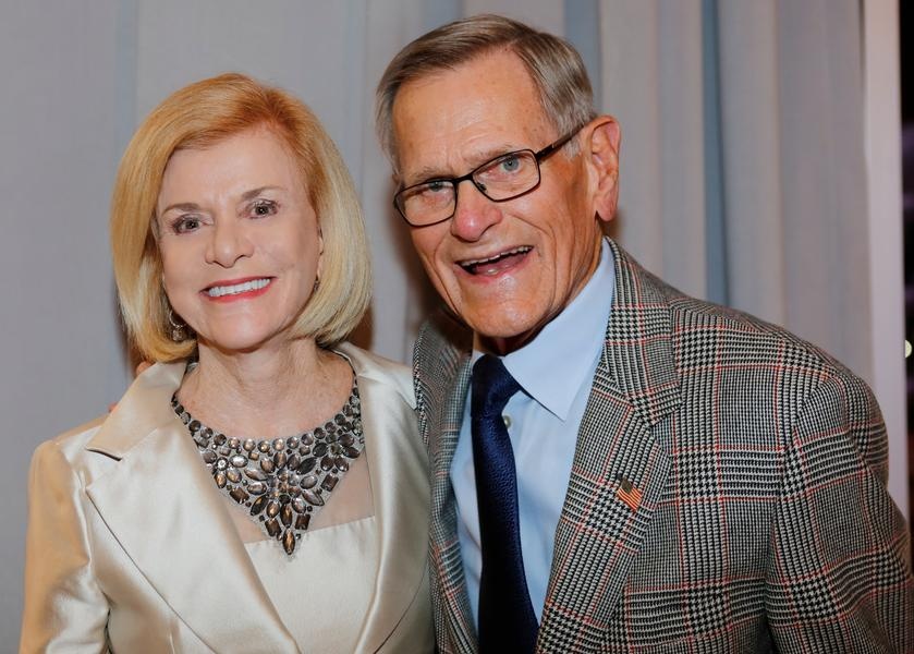 Nhung cap vo chong ty phu nuoc My hinh anh