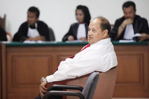 Nghị sĩ Emir Moeis.