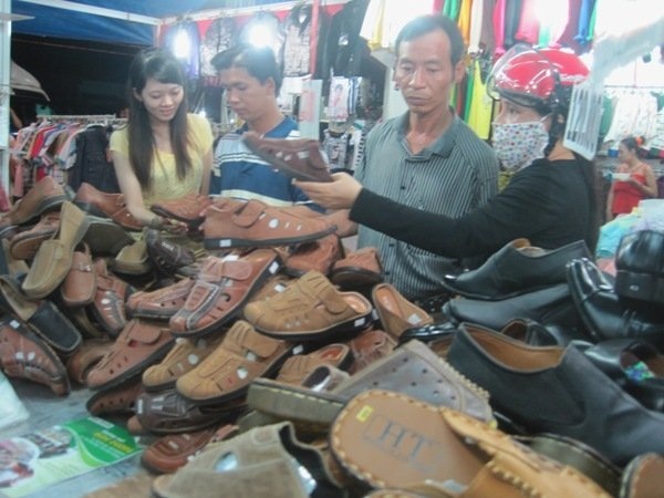 Cac doanh nghiep vua va nho dang kiet que hinh anh