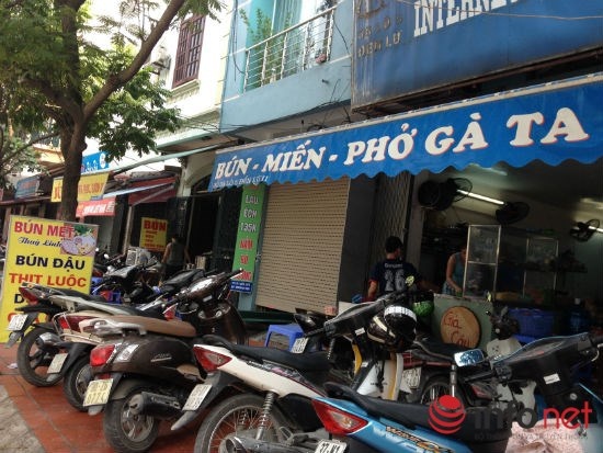 Mot thue cua hang theo gio 'hot' nhat Ha Noi hinh anh