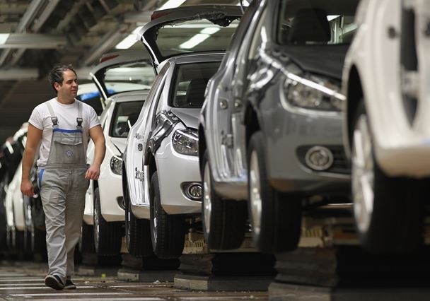 Vi sao nguoi My bo Trung Quoc? hinh anh