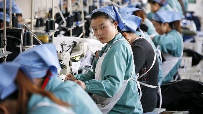 Các doanh nghiệp Mỹ muốn trở về quê hương hay di chuyển sang các quốc gia khác có nguồn nhân lực giá rẻ hơn.