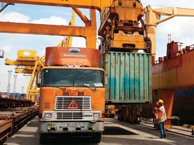 Thay gi khi nhap sieu quay tro lai? hinh anh