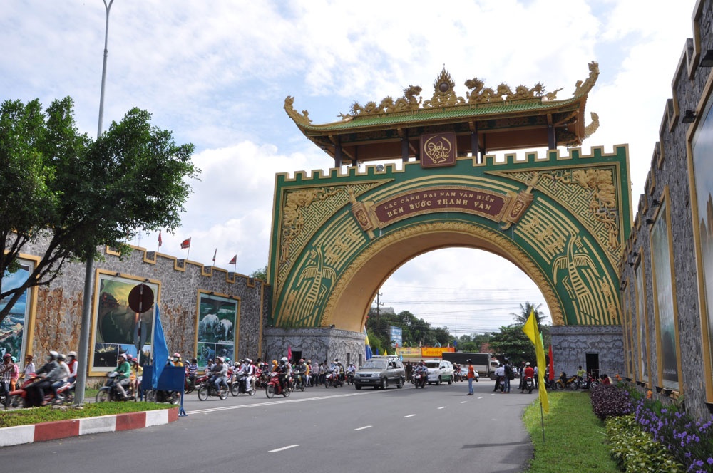 Dung ‘lo voi’ dong cua Dai Nam: Co phai do Binh Duong o ep? hinh anh