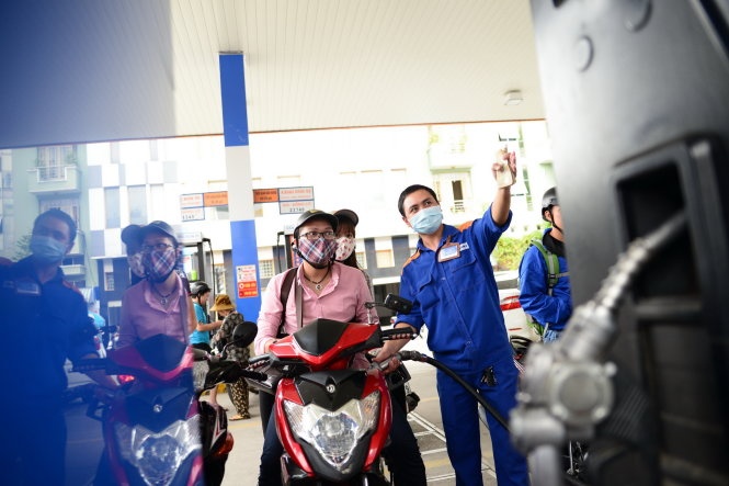 ​Doanh nghiep xang dau dang lai hon 1.000 dong/lit hinh anh