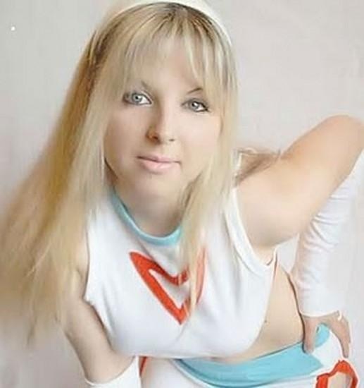 2 – Với kinh nghiệm nhiều năm làm sĩ quan an ninh khu vực cho Đại sứ quán Mỹ tại Ai Cập, Guyana, Wendy Basnan đã được giao nhiệm vụ tháp tùng tổng thống Mỹ lúc bấy giờ G.Bush tới Trung Quốc tham dự thế vận hội Bắc Kinh 2008. Basnan nói: “ Đây là lần đầu tiên một tổng thống Mỹ tham dự kì Olympic bên ngoài nước Mỹ nên sự an toàn của ông chính là tiêu điểm hoạt động của chúng tôi”. Ảnh: Sina.