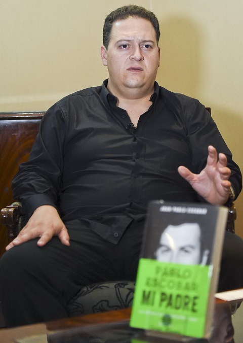 Henao trong cuộc phỏng vấn với AFP về cuốn sách mới của anh.