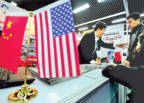 Cua cai chay khoi Trung Quoc hinh anh